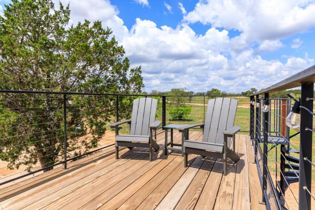 New The Perry Cozy Container Home Fredericksburg Exterior photo